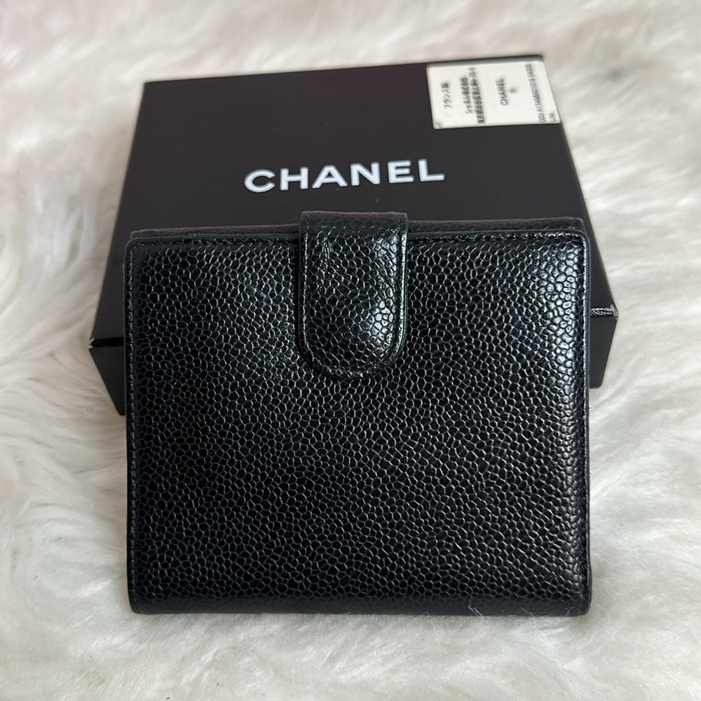 💯Authentic Chanel Caviar Short Wallet🍀 - Picture 4 of 15